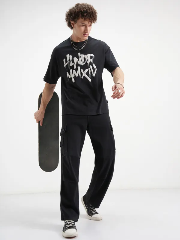 Highlander Men Black Printed Round Neck Oversized Fit T-Shirt
