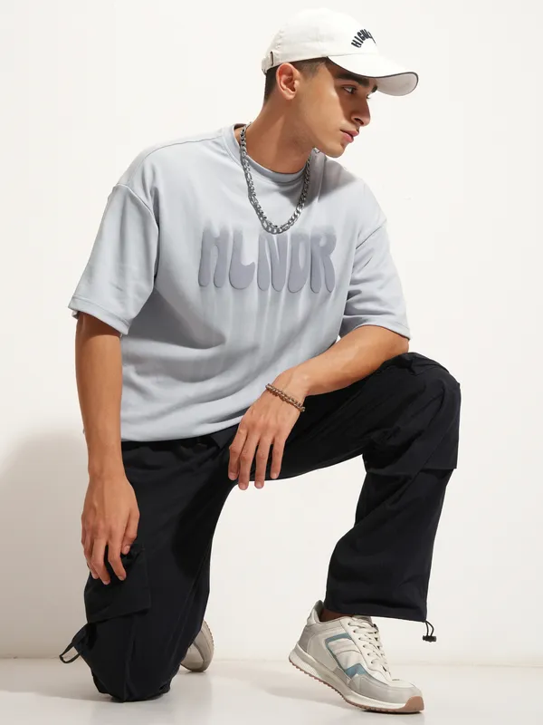 Highlander Men Grey Printed Round Neck Oversized Fit T-Shirt