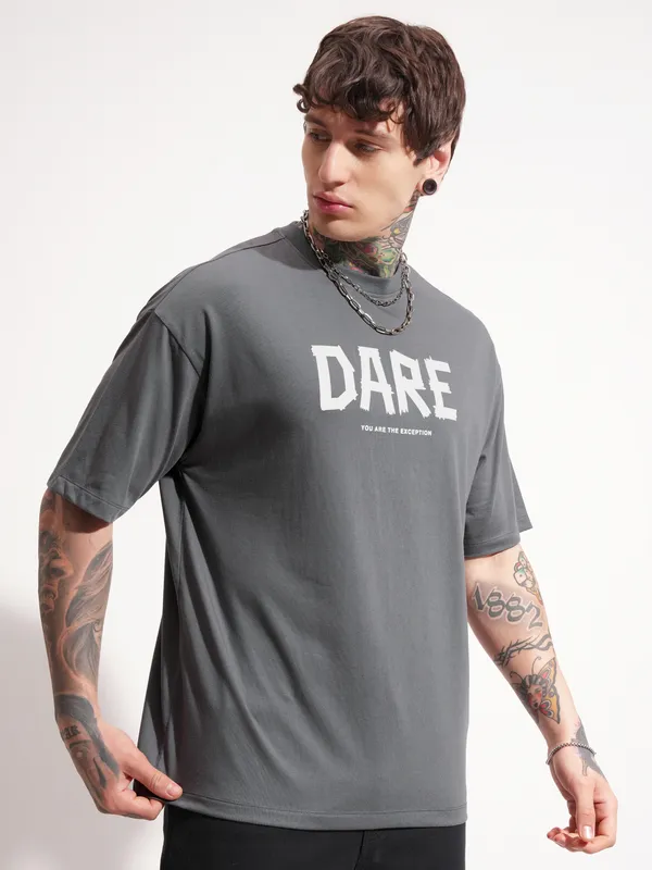 Highlander Men Grey Printed Round Neck Oversized Fit T-Shirt