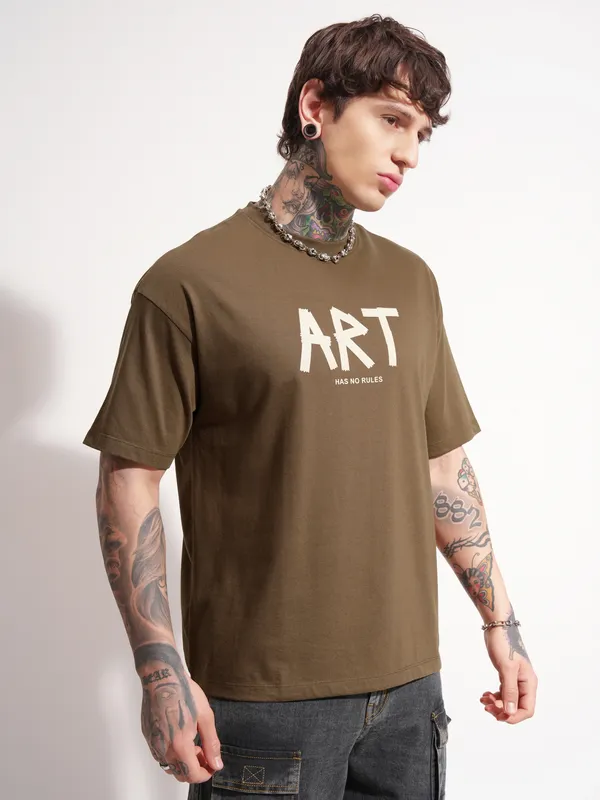 Highlander Men Brown Printed Round Neck Oversized Fit T-Shirt