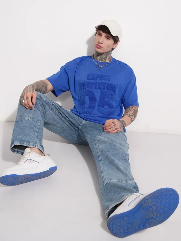 Highlander Men Blue Applique Round Neck Oversized Fit T-Shirt