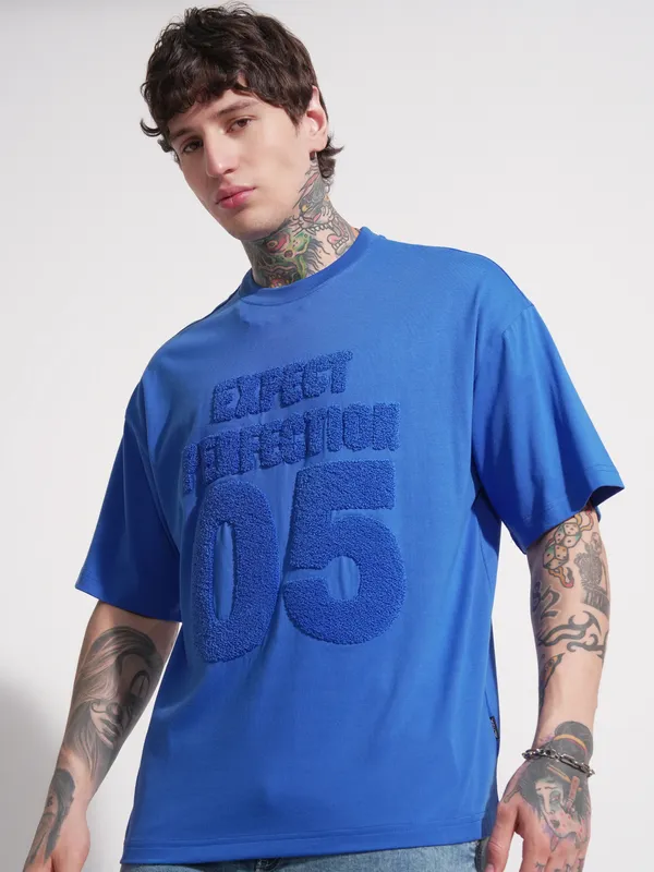 Highlander Men Blue Applique Round Neck Oversized Fit T-Shirt