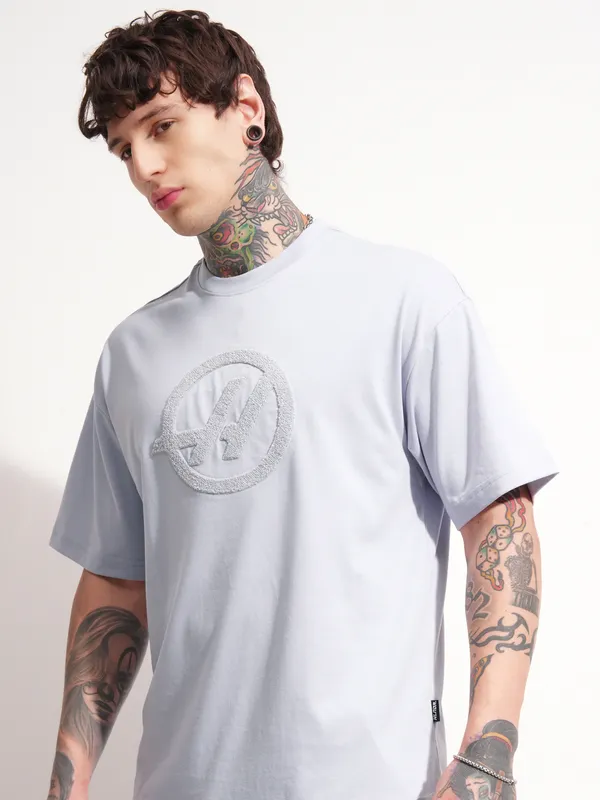 Highlander Men Grey Printed Round Neck Oversized Fit T-Shirt