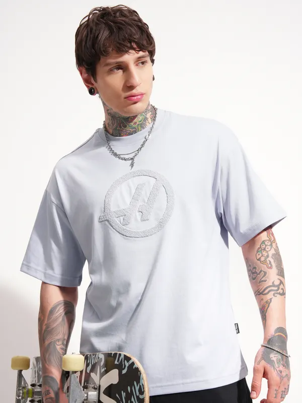 Highlander Men Grey Printed Round Neck Oversized Fit T-Shirt