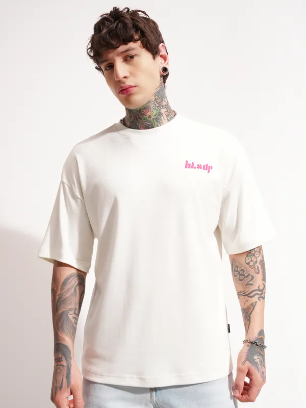 Highlander Men Off White Printed Round Neck Oversized Fit T-Shirt