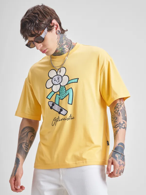 Highlander Men Yellow Printed Round Neck Oversized Fit T-Shirt