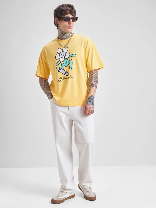 Highlander Men Yellow Printed Round Neck Oversized Fit T-Shirt