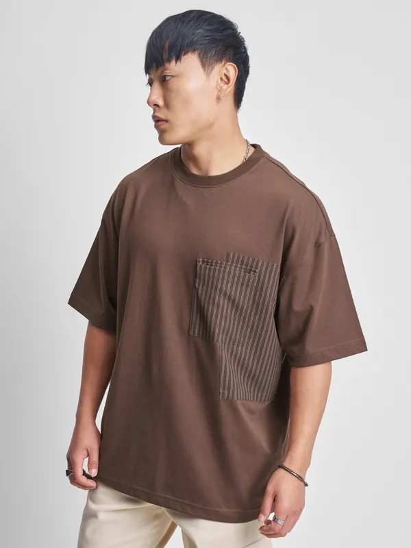 Highlander Men Brown Solid Round Neck Oversized Fit T-Shirt