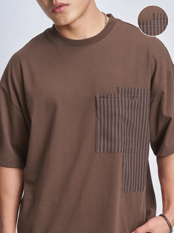 Highlander Men Brown Solid Round Neck Oversized Fit T-Shirt