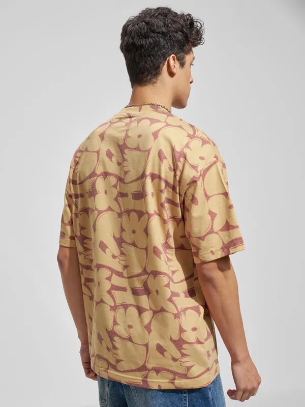 Highlander Men Brown Printed Round Neck Oversized Fit T-Shirt