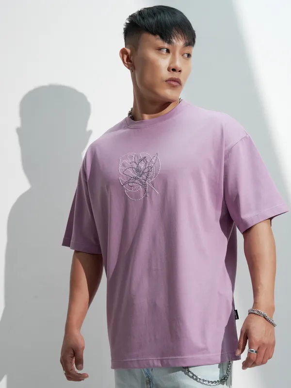 Highlander Men Lavender Embroidered Round Neck T-Shirt