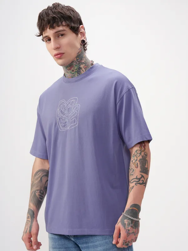 Highlander Men Purple Embroidered Round Neck T-Shirt