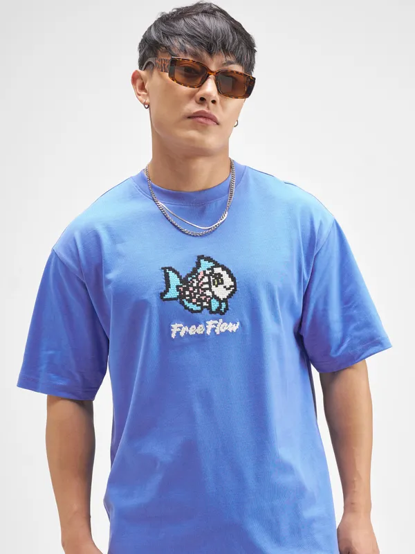 Highlander Men Blue Embroidered Round Neck T-Shirt