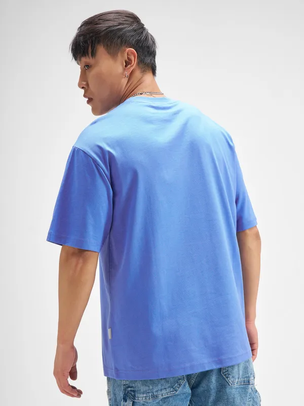 Highlander Men Blue Embroidered Round Neck T-Shirt