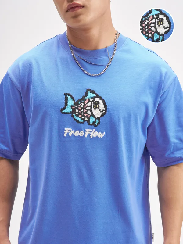 Highlander Men Blue Embroidered Round Neck T-Shirt