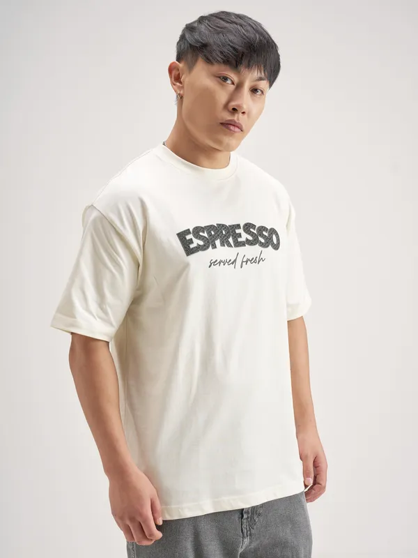 Highlander Men Off White Printed Round Neck T-Shirt