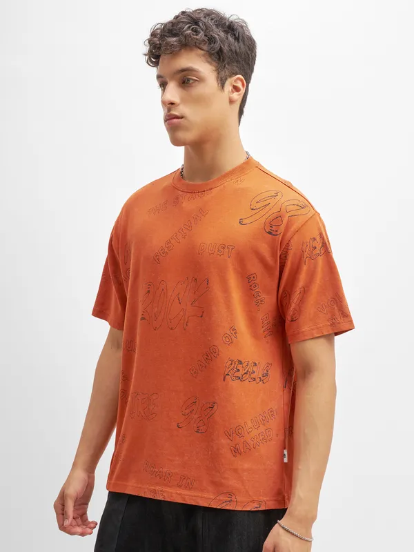 Highlander Men Orange Printed Round Neck T-Shirt