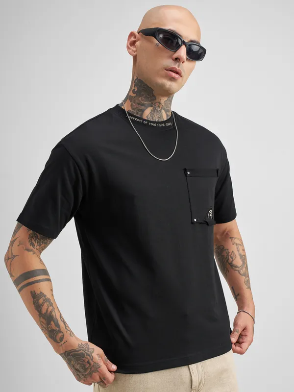 Men Embroidered Round Neck T-Shirt