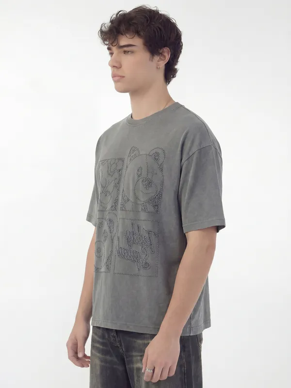 Highlander Men Grey Embroidered Round Neck T-Shirt