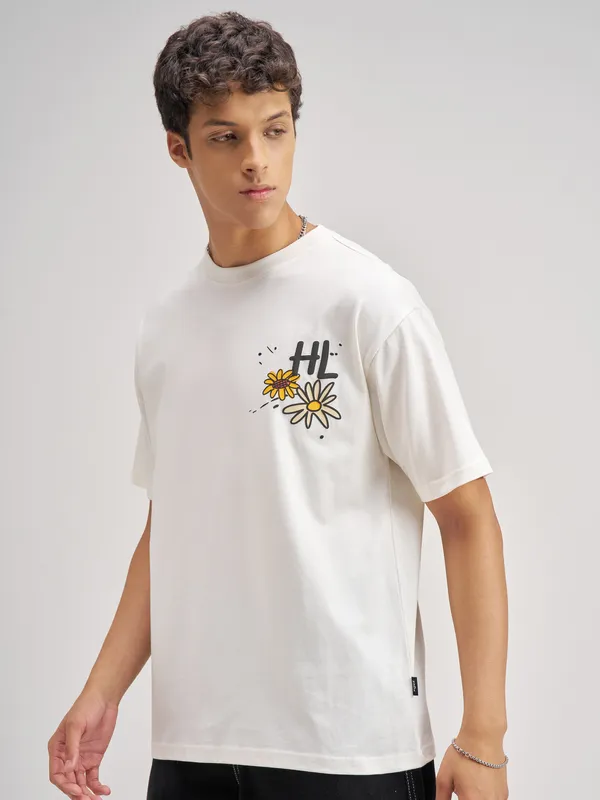 Highlander Men Off White Printed Round Neck T-Shirt