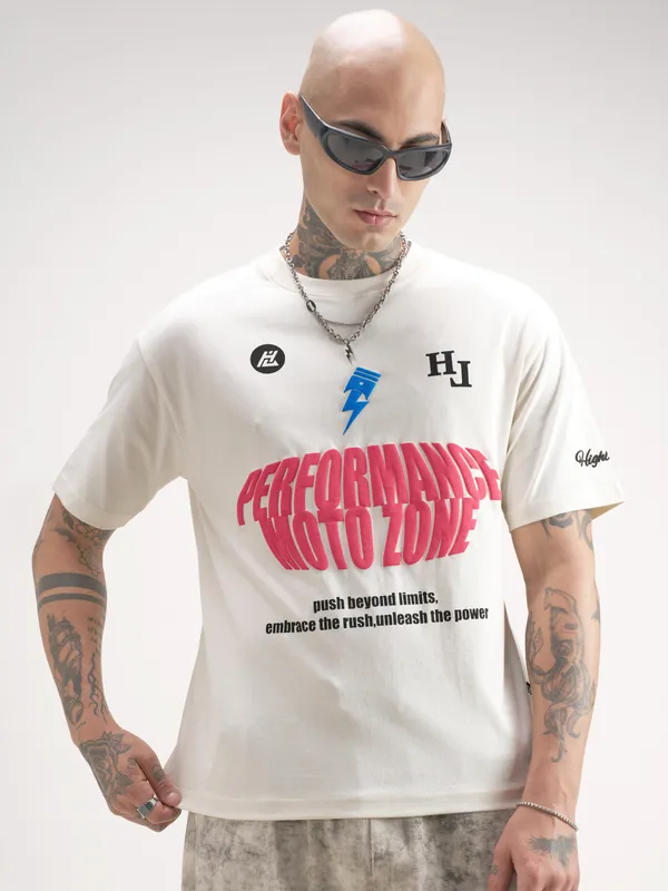 Highlander Men Off White Printed Round Neck T-Shirt