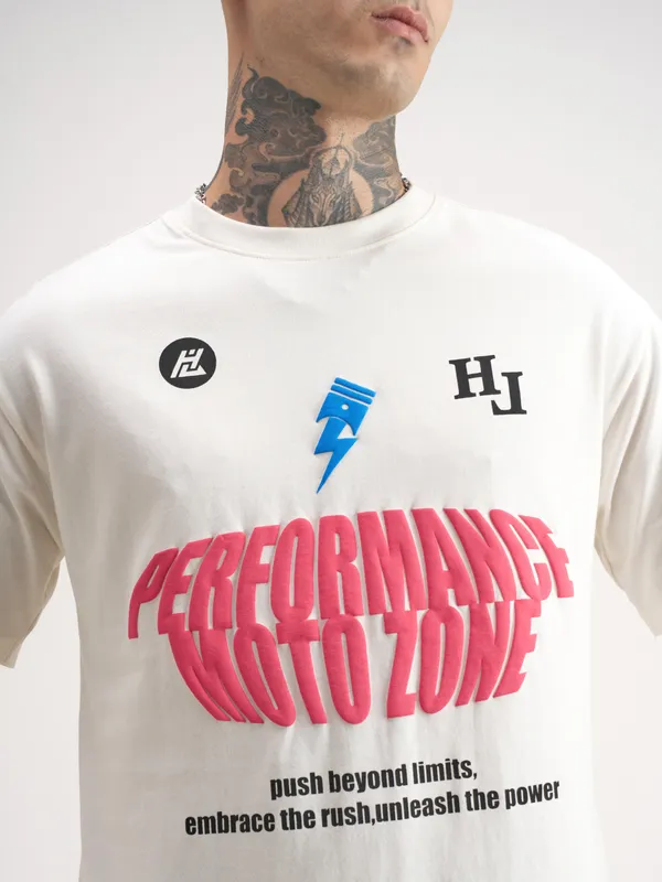 Highlander Men Off White Printed Round Neck T-Shirt