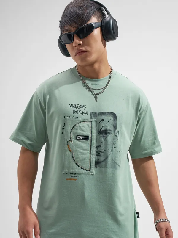 Highlander Men Green Applique Round Neck T-Shirt