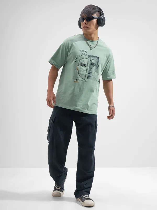 Highlander Men Green Applique Round Neck T-Shirt