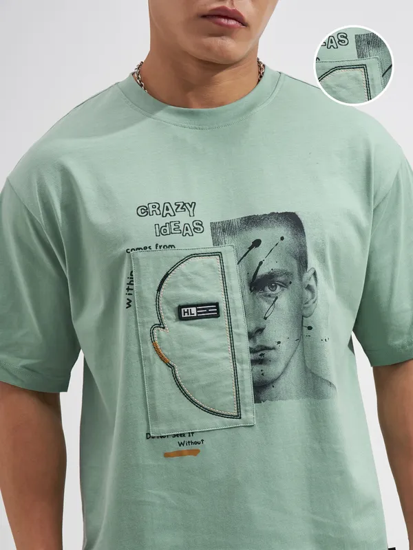 Highlander Men Green Applique Round Neck T-Shirt