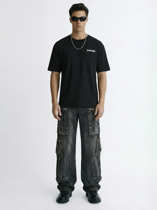 Men Solid Round Neck T-Shirt