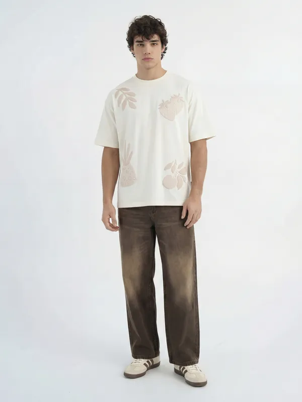 Highlander Men Off White Printed Round Neck T-Shirt