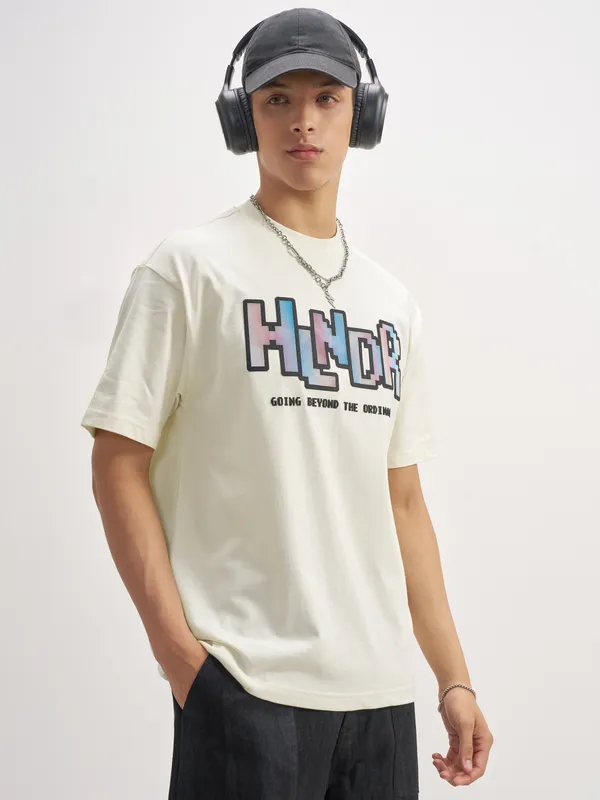 Highlander Men Off White Printed Round Neck T-Shirt