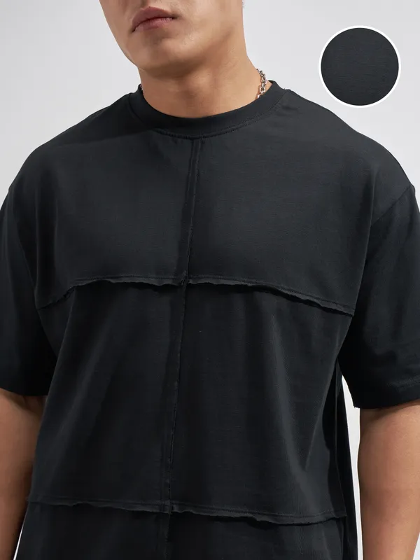 Highlander Men Black Solid Round Neck T-Shirt