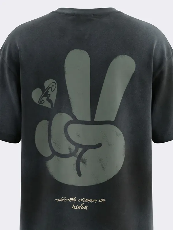 Highlander Men Black Embroidered Round Neck T-Shirt