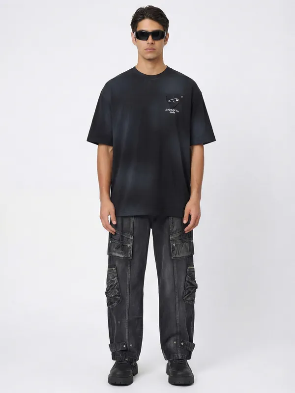 Highlander Men Black Embroidered Round Neck T-Shirt