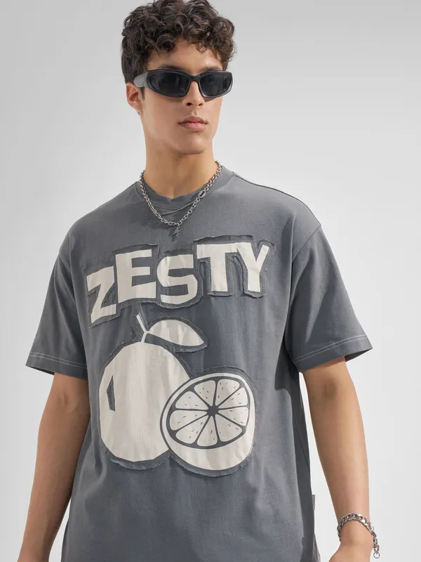 Men Applique Round Neck T-Shirt