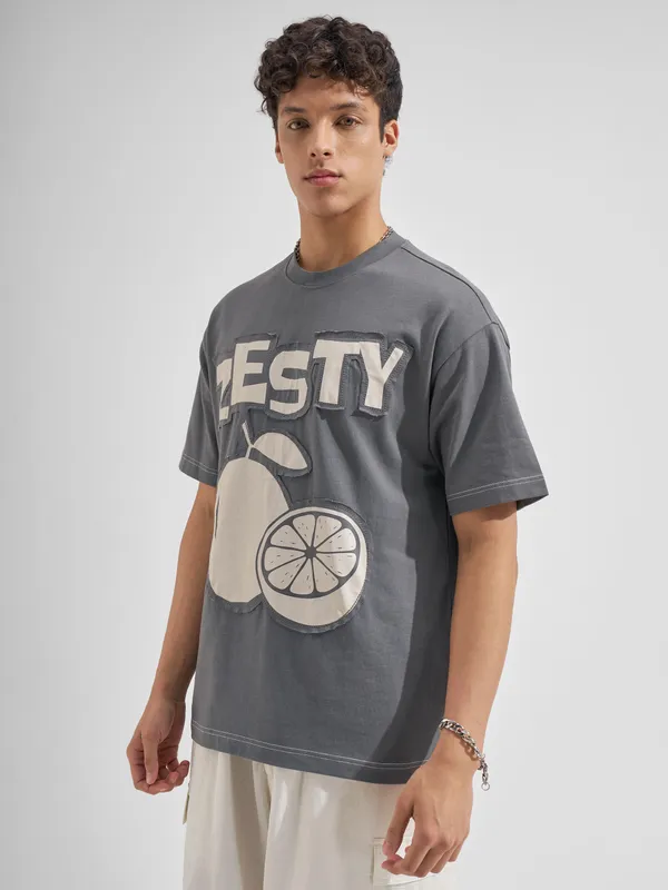 Men Applique Round Neck T-Shirt