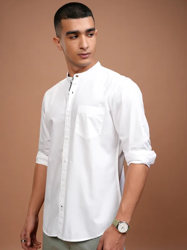 Men Slim Fit Casual Shirt