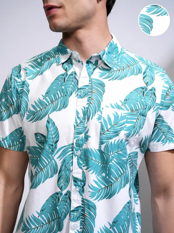 Men Slim Fit Casual Shirt