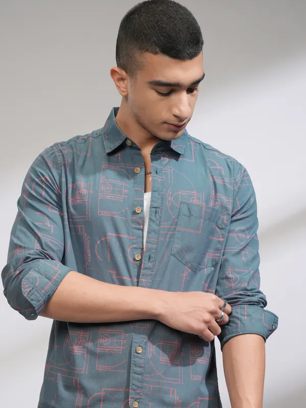  Highlander Men Blue Printed Slim Fit Casual Shirts