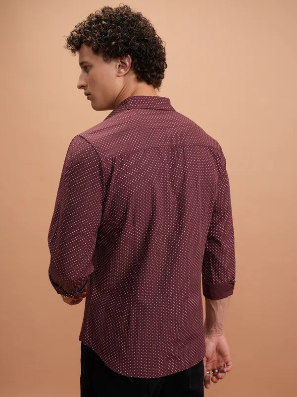 Highlander Men Maroon Printed Slim Fit Casual Shirt