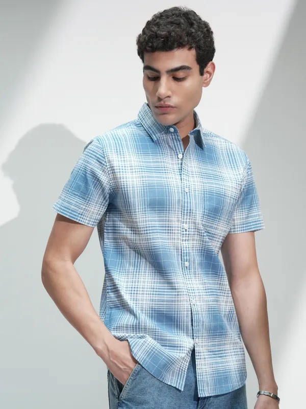 Highlander Men Blue Checked Regular Fit Casual Shirt