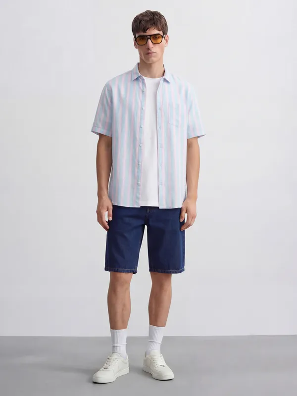 Highlander Men Blue Striped Regular Fit Casual Shirt