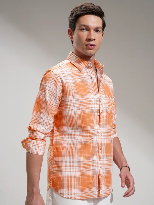 Highlander Men Orange Checked Regular Fit Casual Shirt