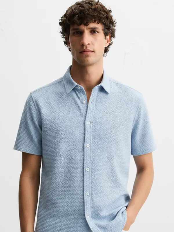 Highlander Men Blue Self Design Regular Fit Casual Shirt