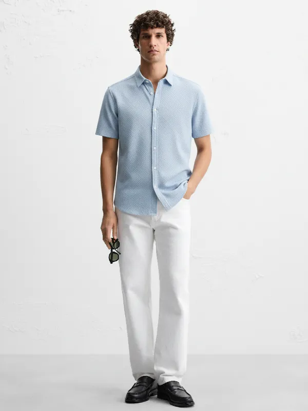 Highlander Men Blue Self Design Regular Fit Casual Shirt