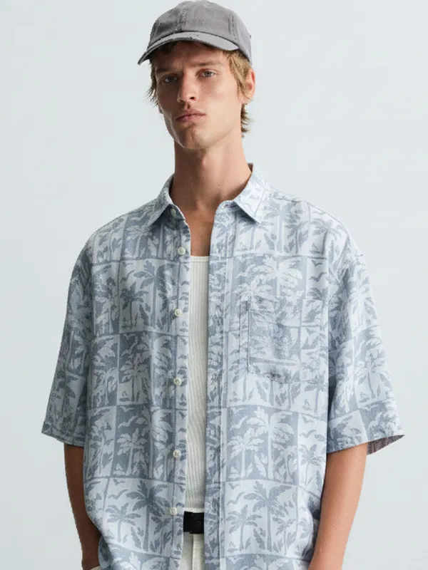 Highlander Men Blue Printed Relaxed Fit Casual Shirt
