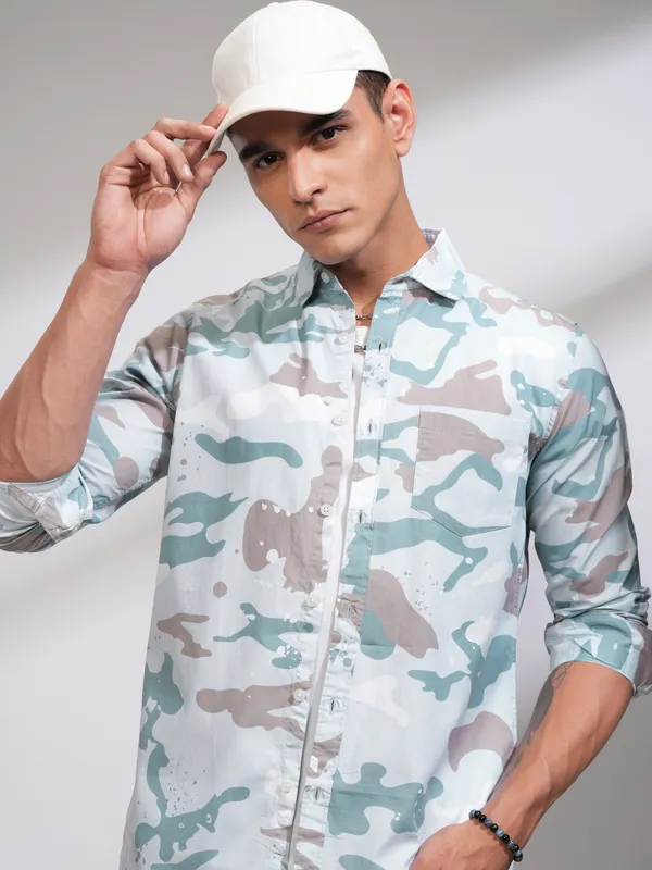 Highlander Men Blue Printed Slim Fit Casual Shirt