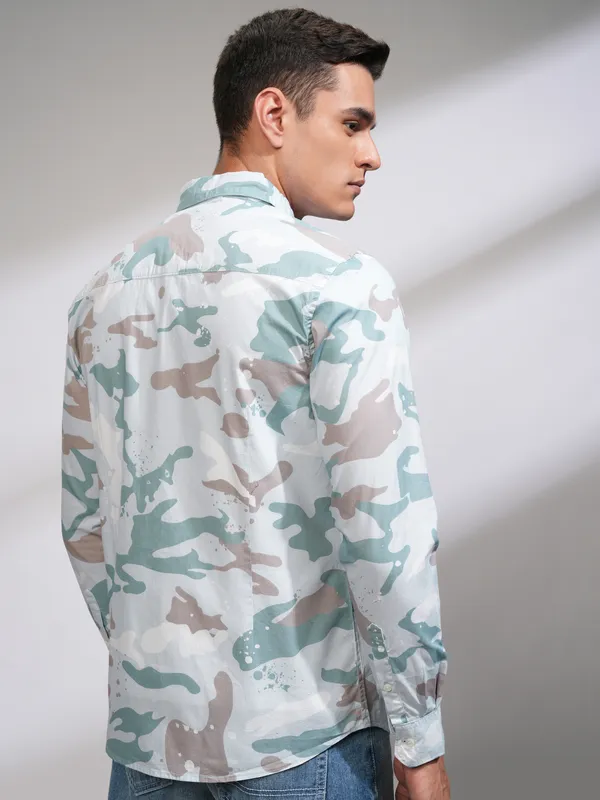 Highlander Men Blue Printed Slim Fit Casual Shirt