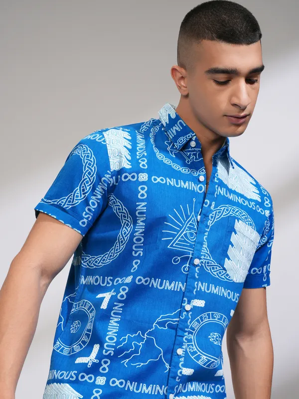 Highlander Men Blue Printed Slim Fit Casual Shirt